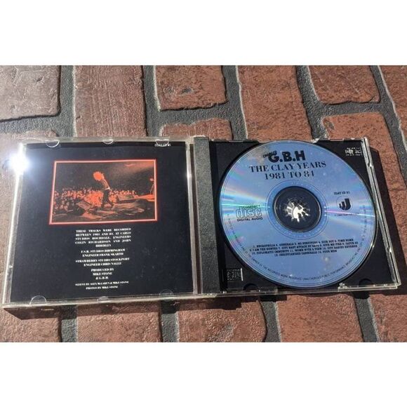 Charged G.B.H CD Album The Clay Years 1981-1984 English Punk Rock Vintage 90s - Picture 3 of 3